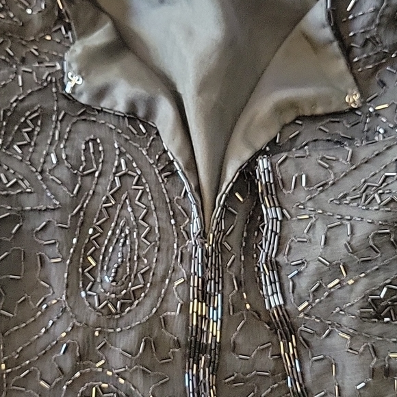 True Vintage 1980s Black Silk Bead Embroidered Over Coat Jacket Top M - Picture 2 of 4